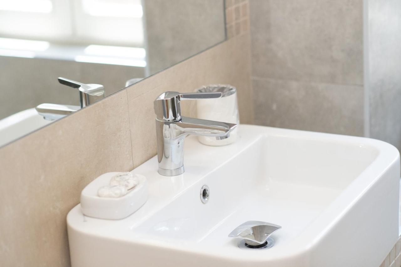 Katareo Apartments Kotor Luaran gambar